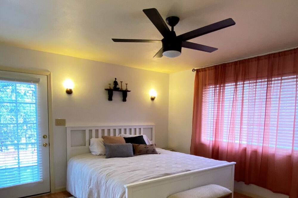 Photo of Bedroom in Wofford Heights