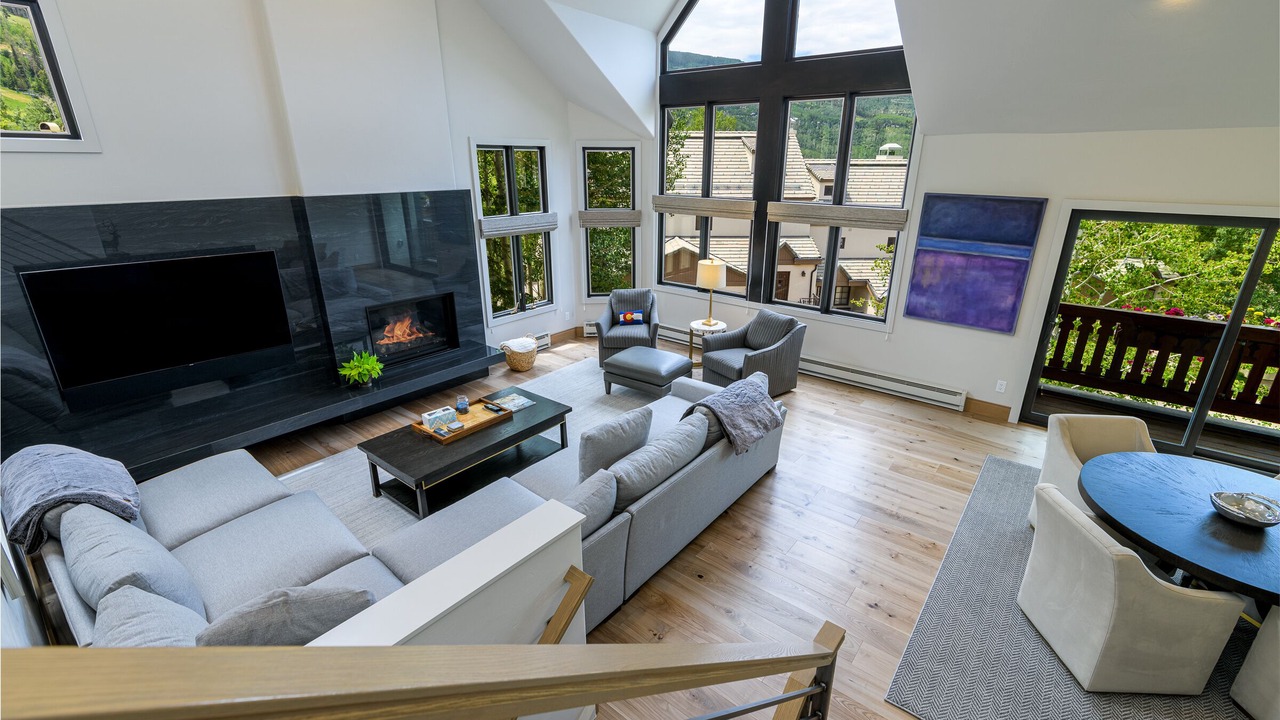 Photo of Livingroom in Beaver Creek