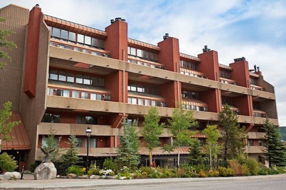 Photo of Outdoor in Peak 9