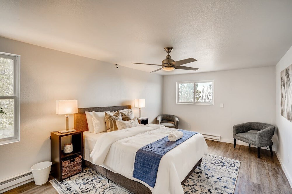 Photo of Bedroom in Coal Creek Canyon