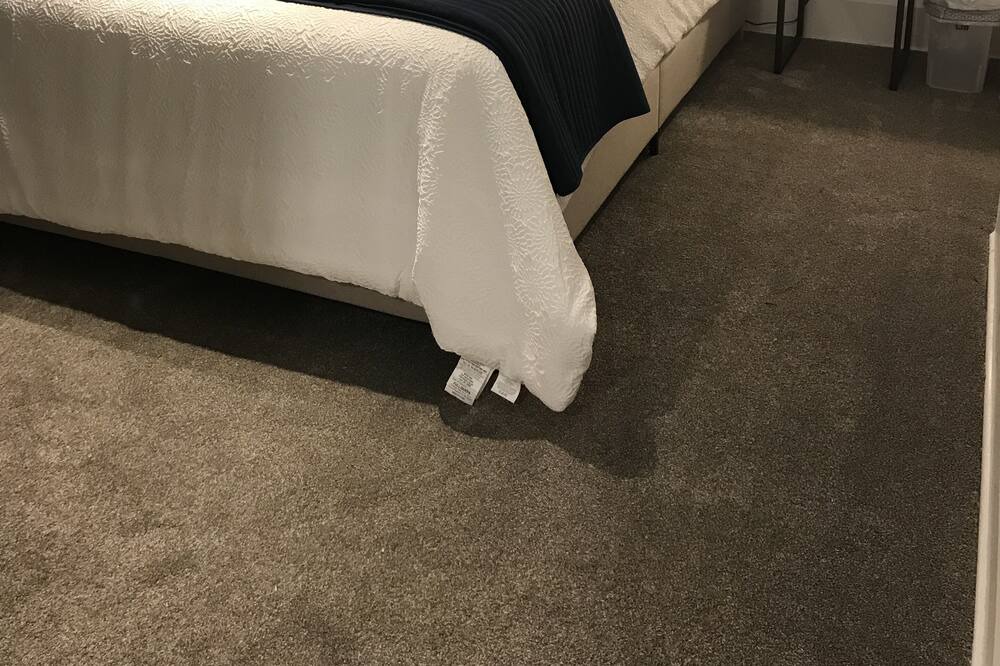 Photo of Bedroom in Maple Heights
