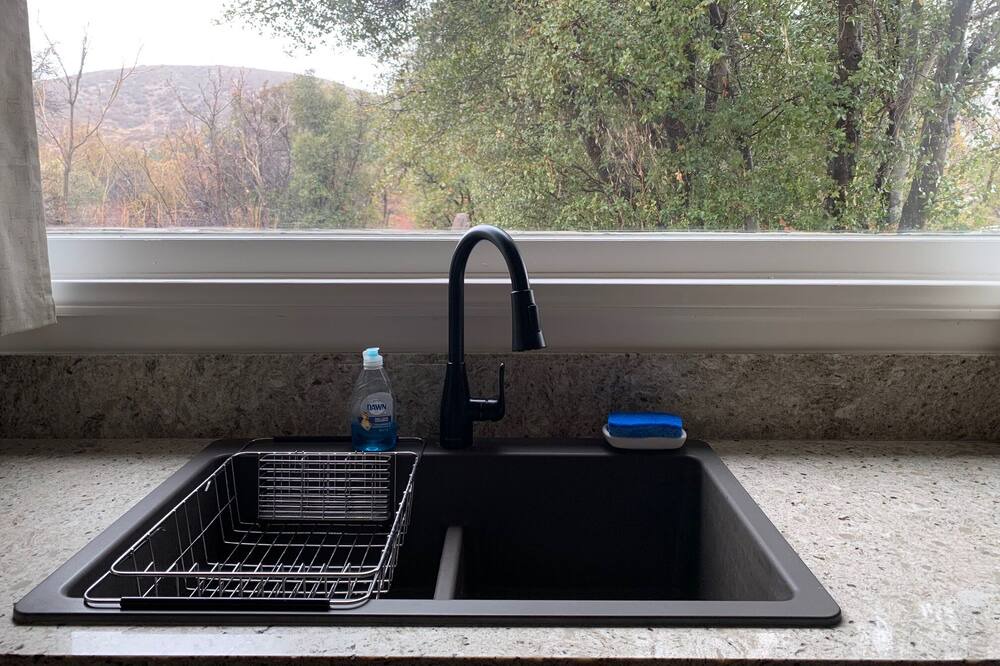 Photo of Kitchen in Lake Hughes