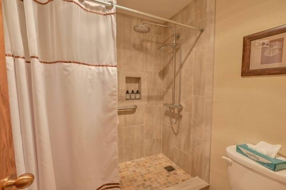 Photo of Bathroom in Mount Crested Butte