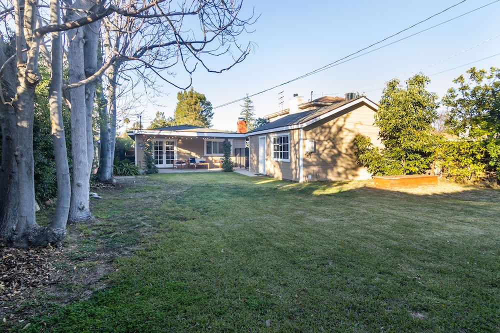 Photo of Outdoor in Sherman Oaks