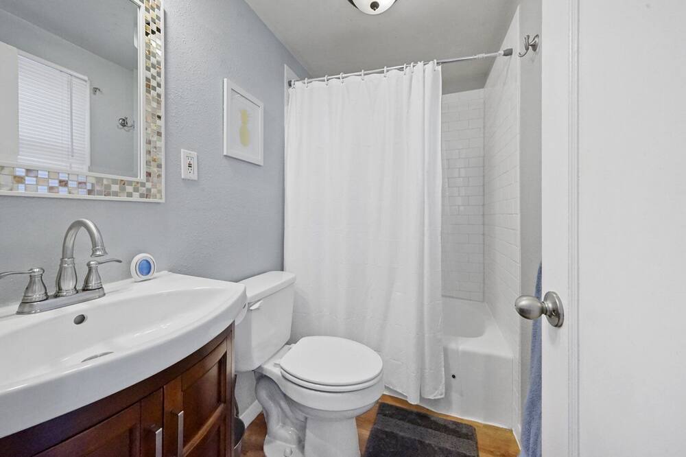 Photo of Bathroom in Old North End
