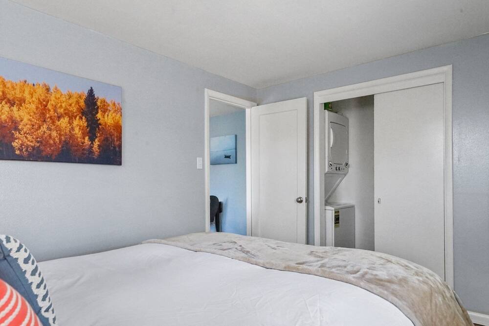 Photo of Bedroom in Old North End