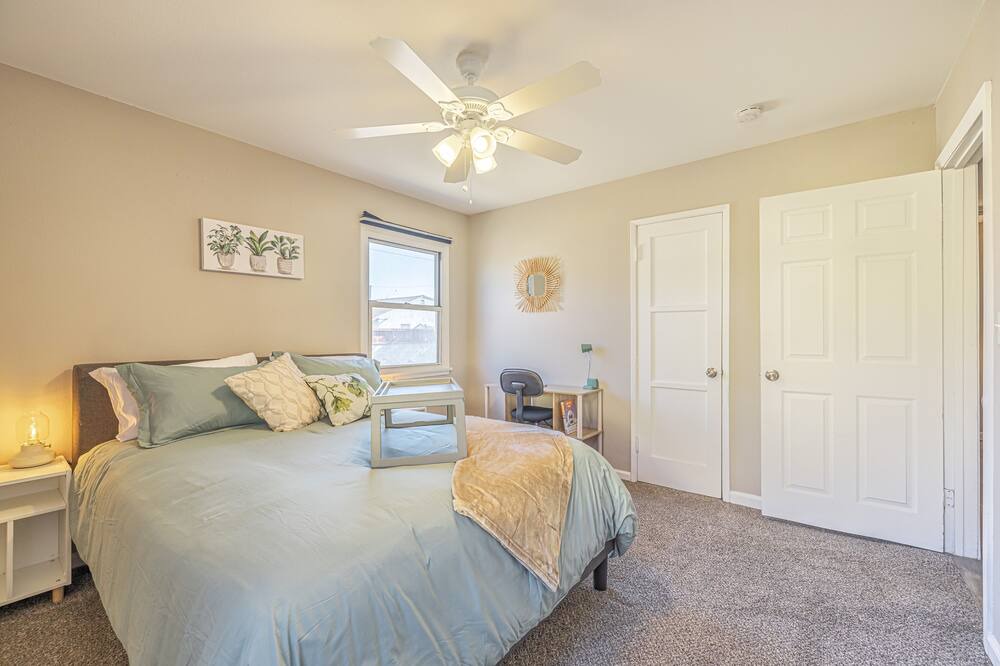 Photo of Bedroom in Palmdale