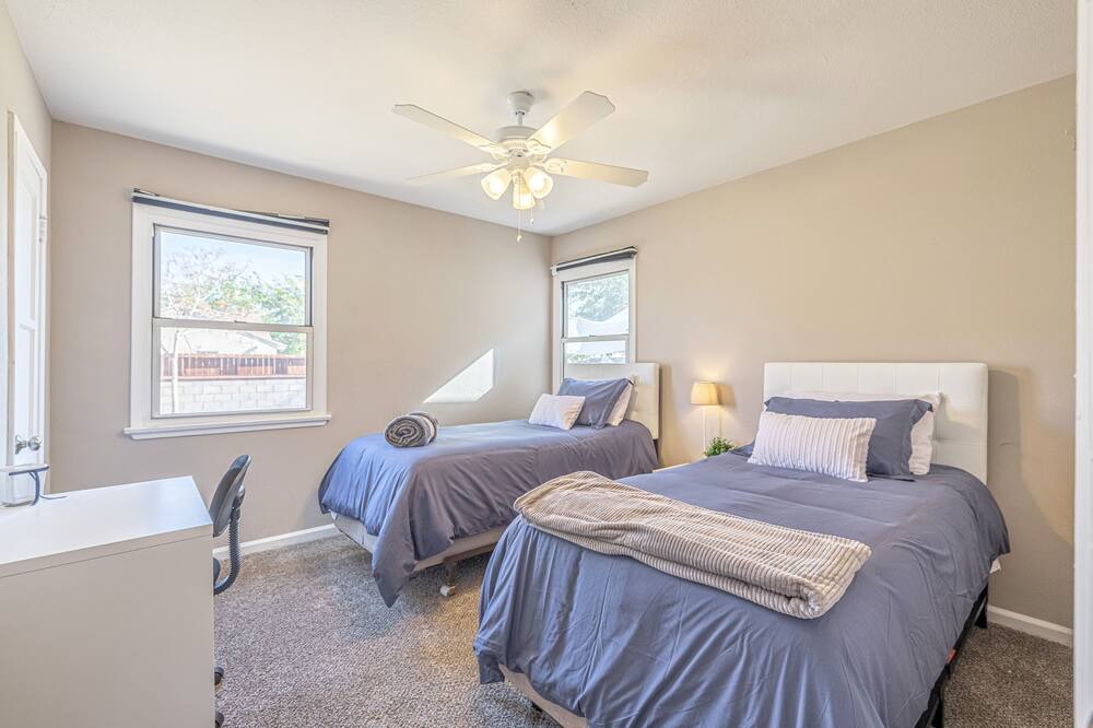 Photo of Bedroom in Palmdale