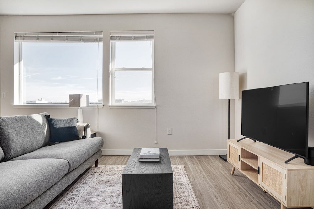 Photo of Livingroom in Ballpark