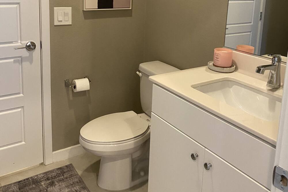 Photo of Bathroom in Summerlin South