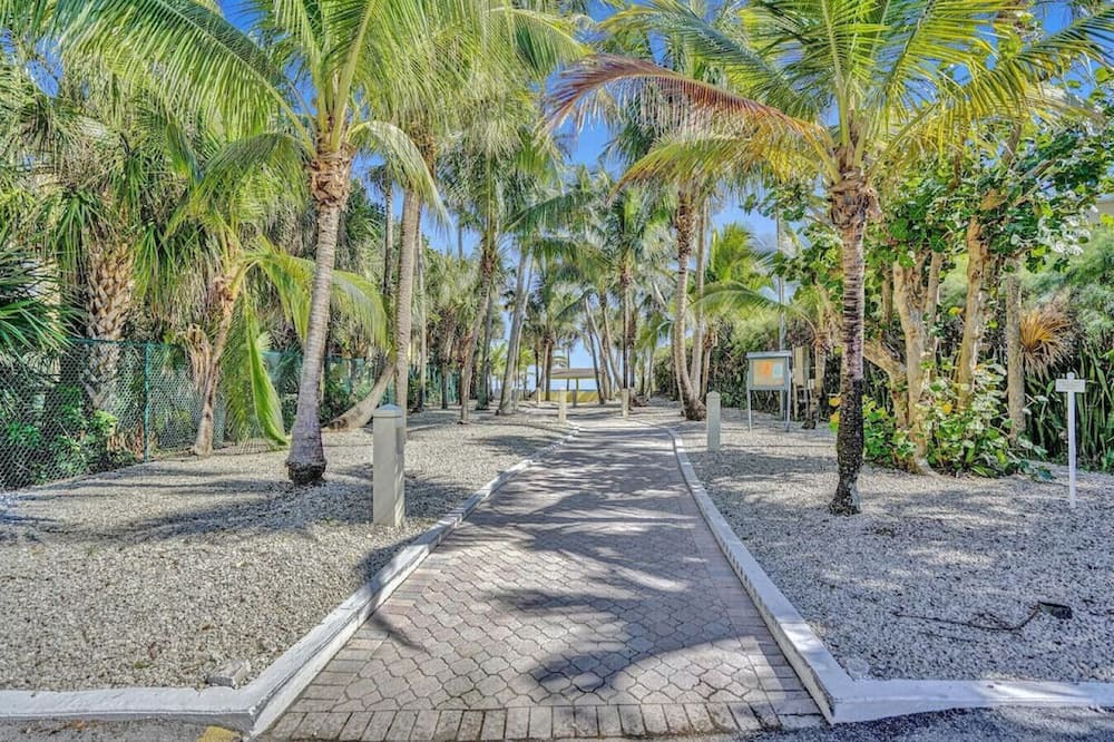 Photo of Others in Pompano Isles
