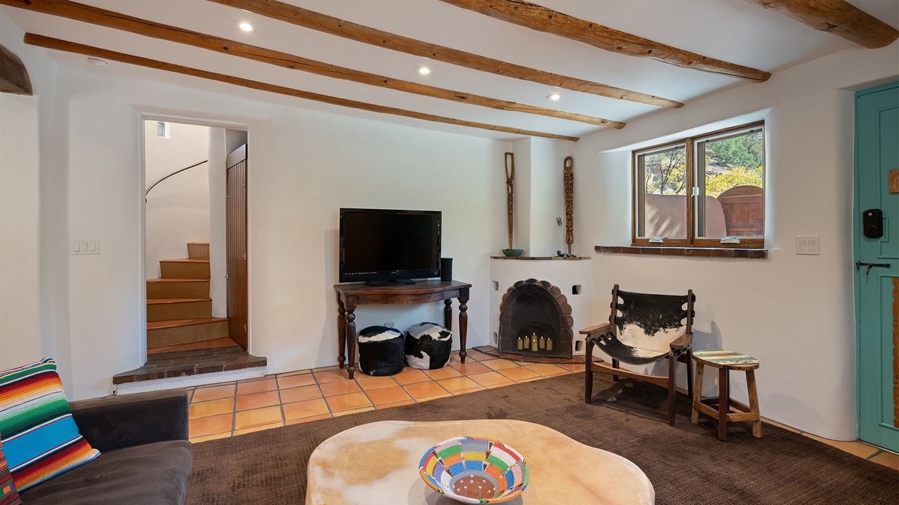 Photo of Livingroom in Tesuque