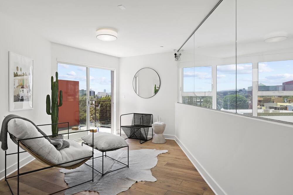 Photo of Livingroom in Tri-West