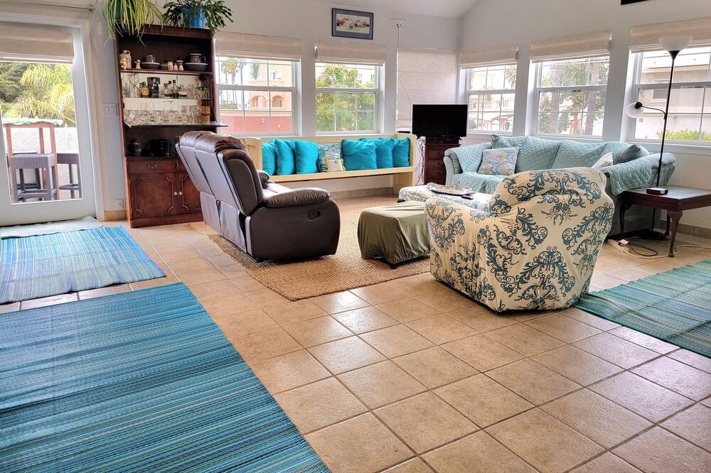 Photo of Livingroom in Grover Beach