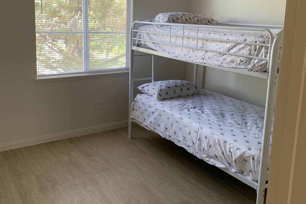 Photo of Bedroom in Summerlin