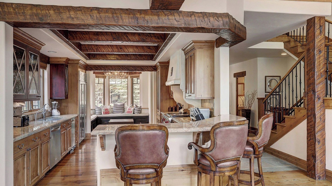Photo of Livingroom in Vail