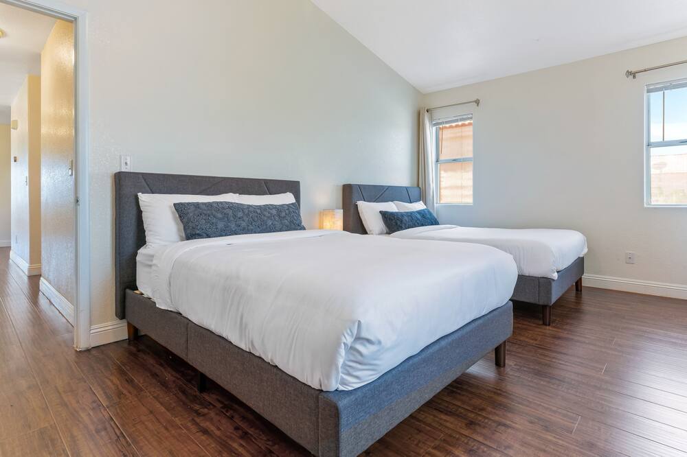 Photo of Bedroom in Summerlin