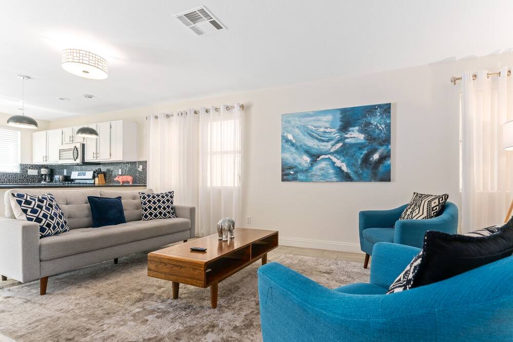 Photo of Livingroom in Summerlin