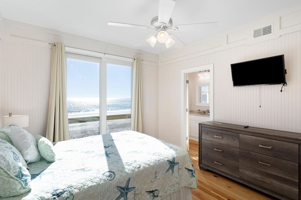 Photo of Bedroom in Edisto Island