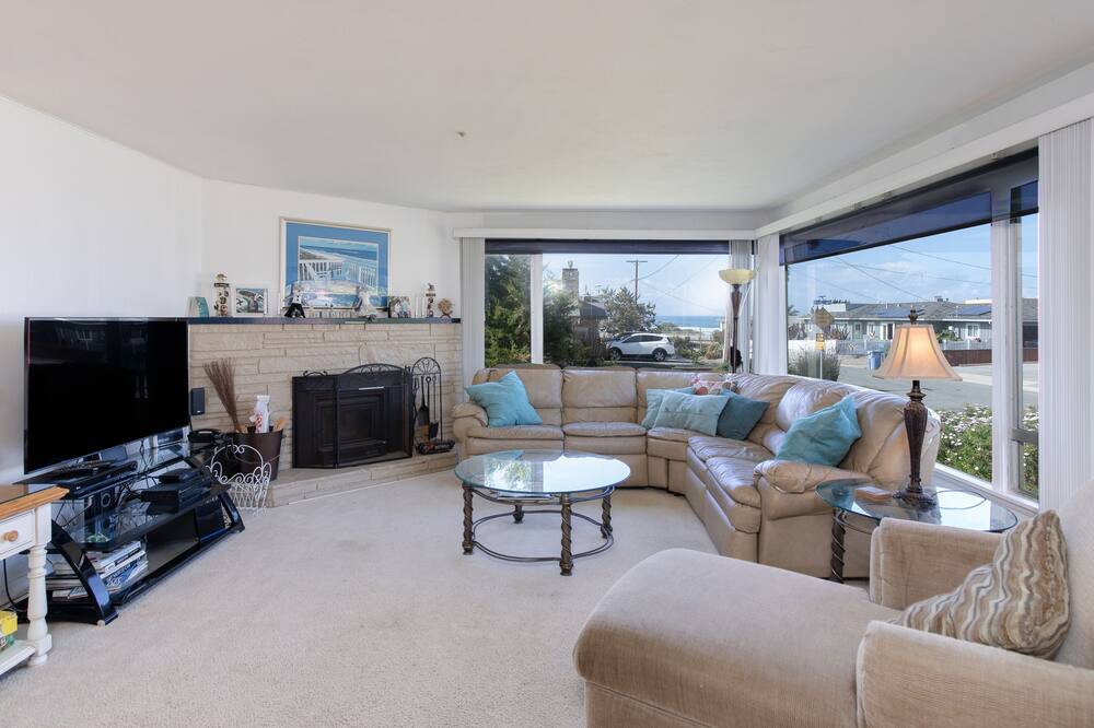 Photo of Livingroom in Morro Bay