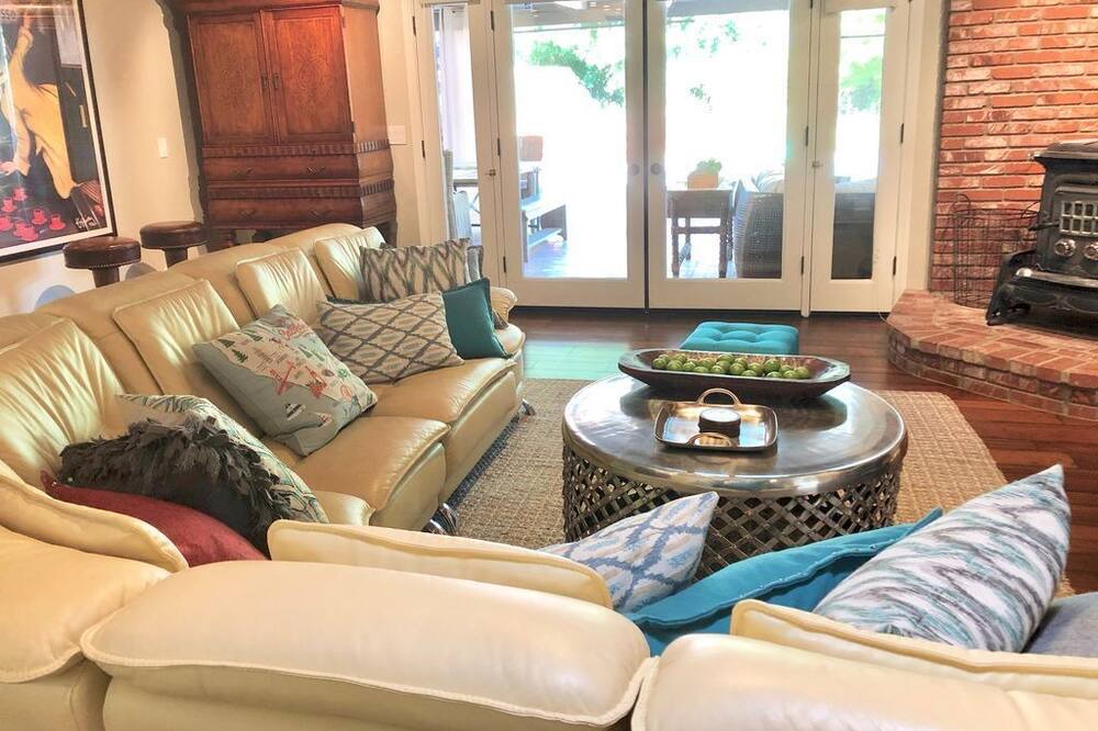 Photo of Livingroom in Santa Ynez