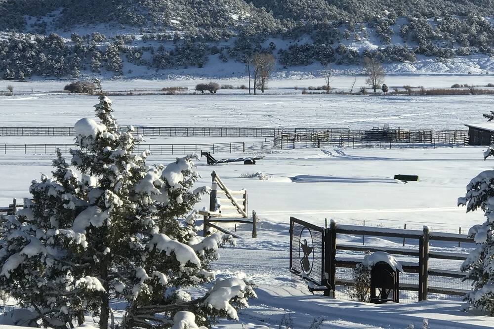 Photo of Outdoor in Pleasant Valley