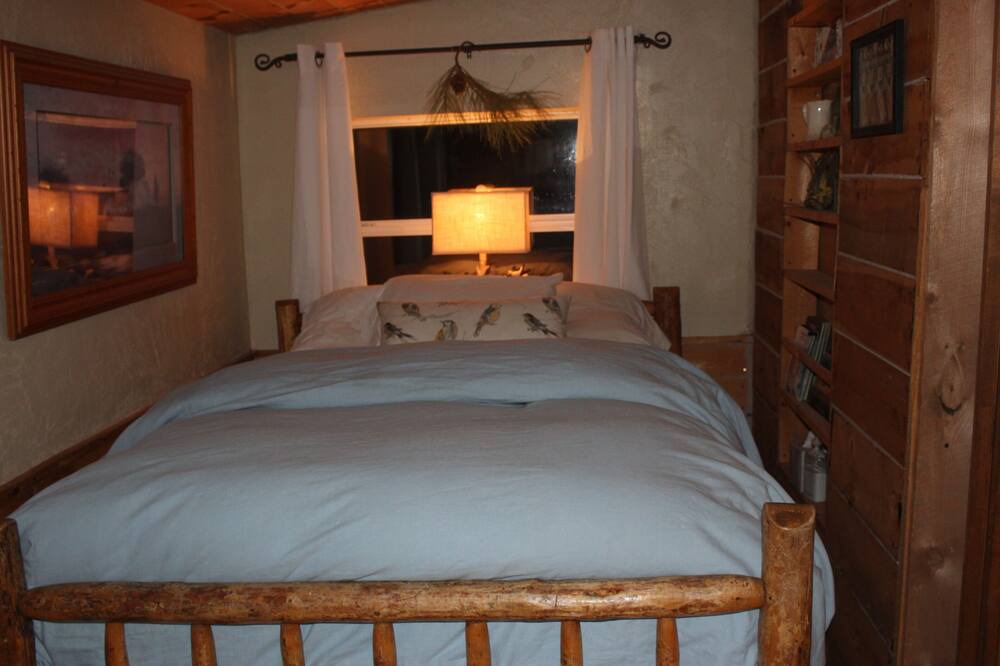 Photo of Bedroom in Florissant