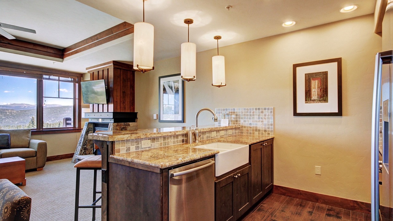 Photo of Kitchen in Peak 8