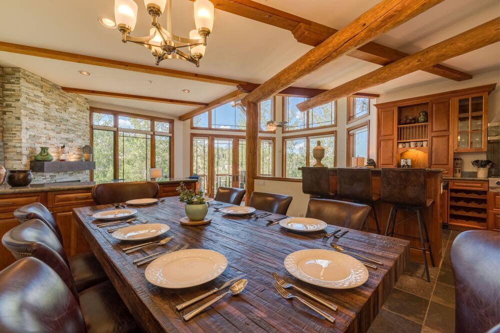 Photo of Livingroom in Mountain Village