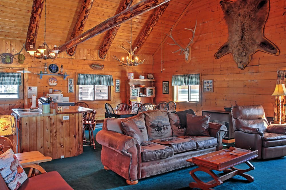 Photo of Livingroom in South Fork