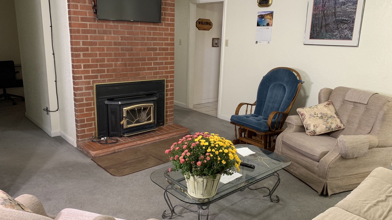 Photo of Livingroom in Old North End