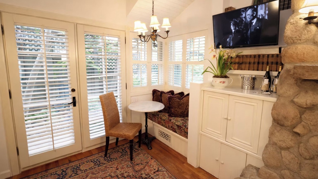 Photo of Livingroom in Upper East