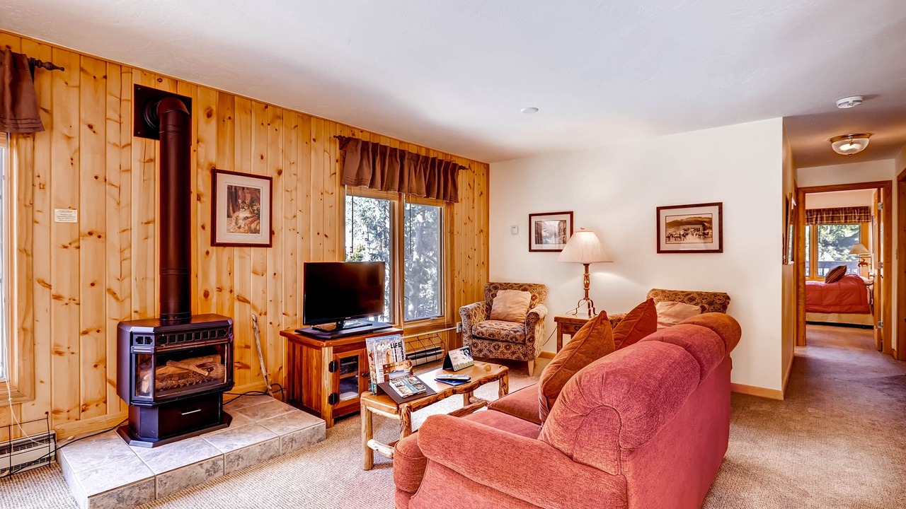 Photo of Livingroom in Mountain House