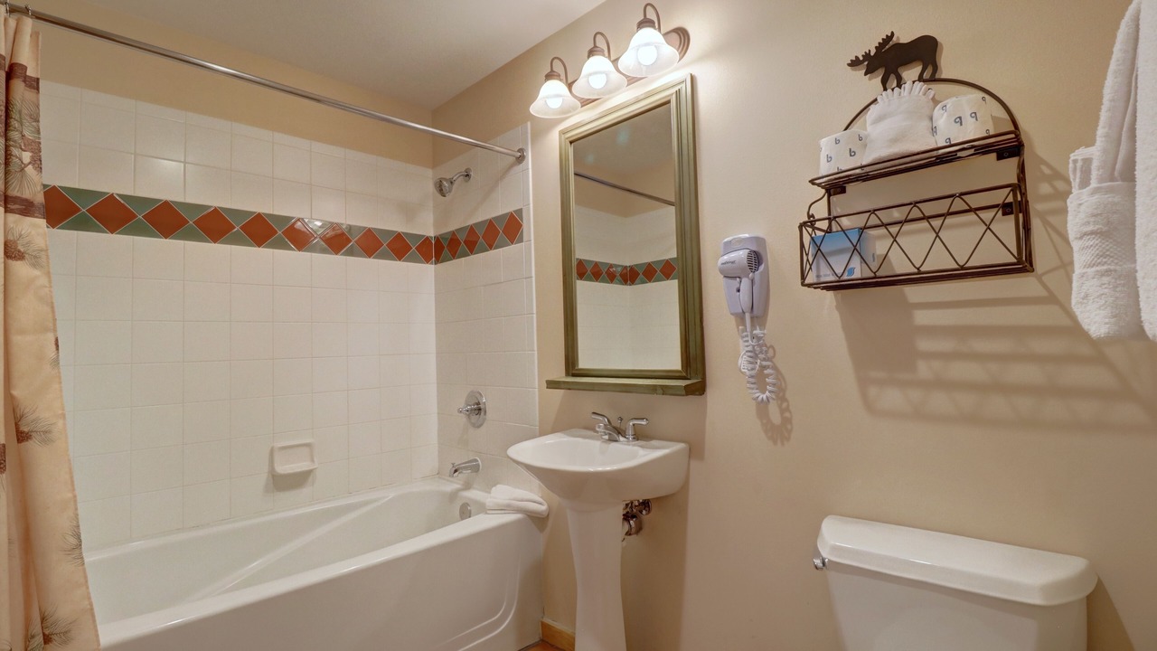 Photo of Bathroom in Copper Mountain Village