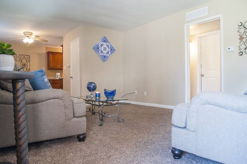 Photo of Livingroom in Visalia