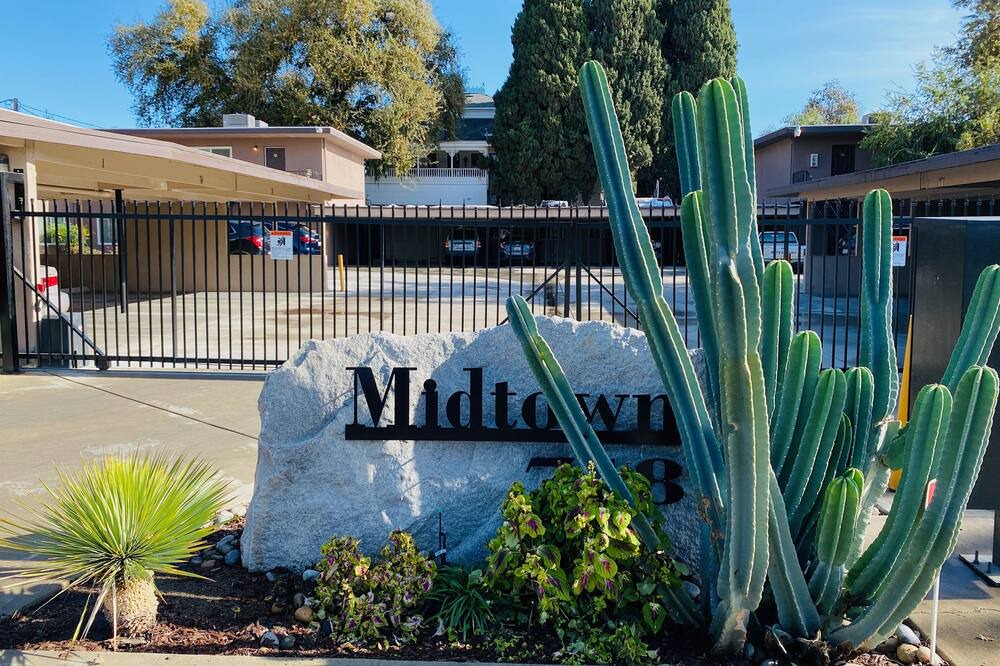 Photo of Outdoor in Visalia