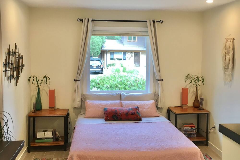 Photo of Bedroom in Martin Acres