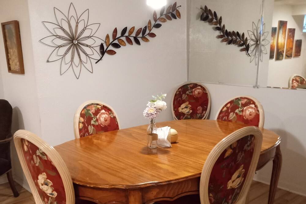 Photo of Kitchen in North Aurora