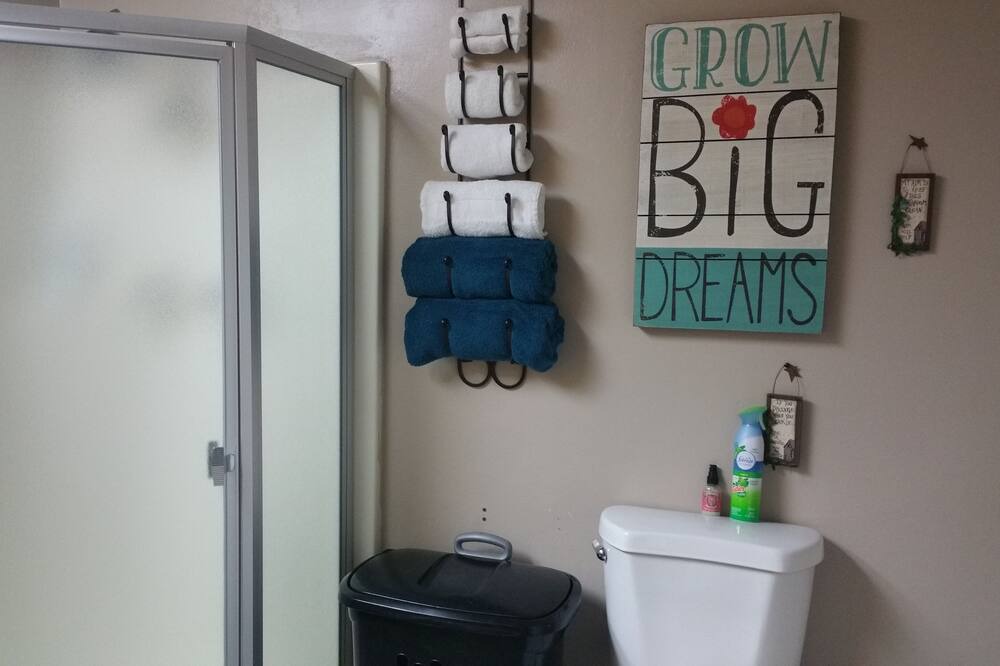 Photo of Bathroom in Holiday Shores