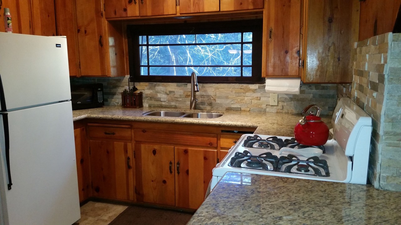 Photo of Kitchen in Lake Arrowhead