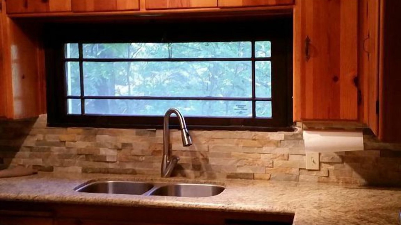 Photo of Kitchen in Lake Arrowhead