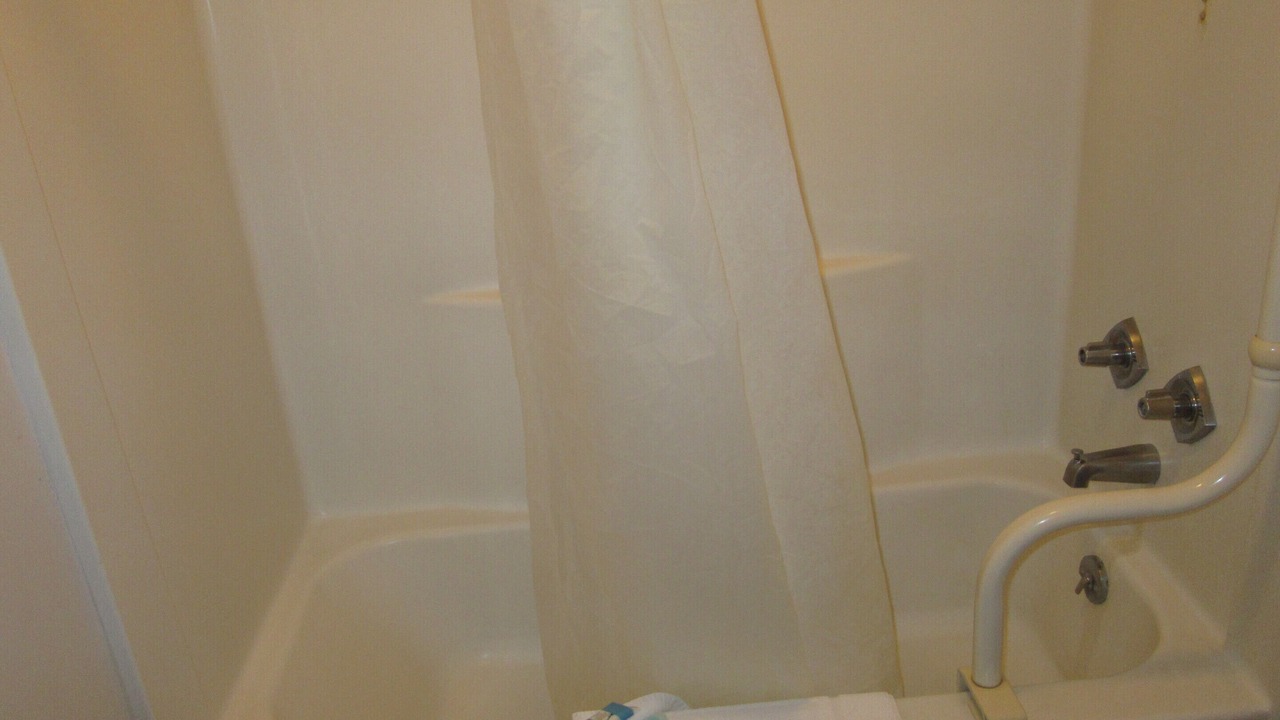 Photo of Bathroom in Tonopah