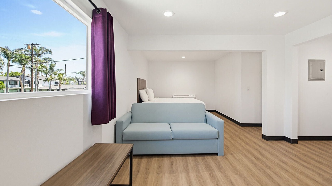 Photo of Bedroom in Van Nuys