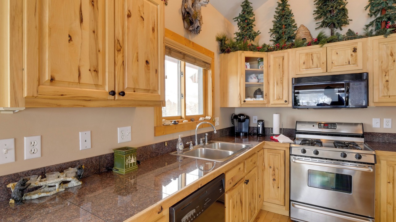 Photo of Kitchen in Crested Butte South
