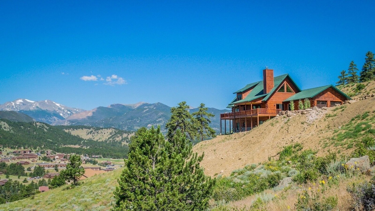 Photo of Outdoor in Windcliff Estates