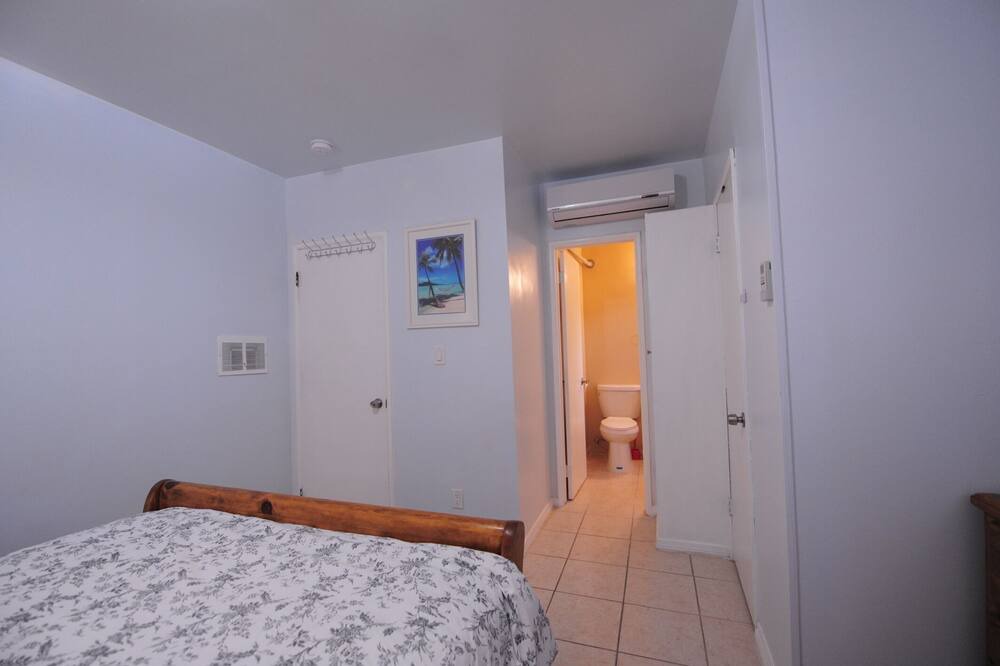 Photo of Bedroom in El Monte
