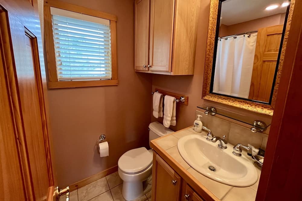 Photo of Bathroom in Crested Butte South
