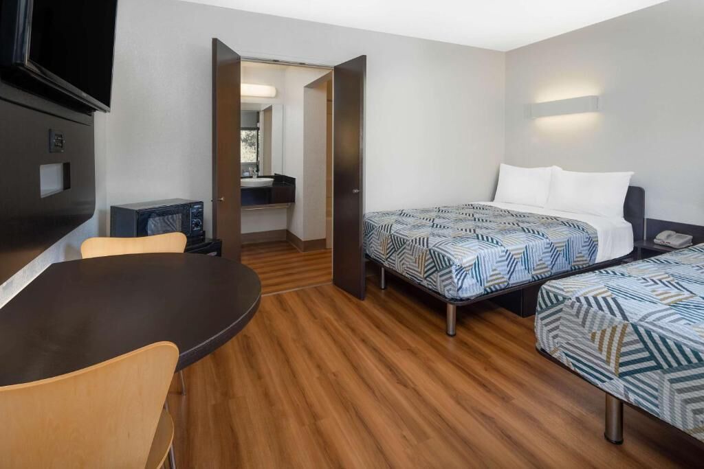 Photo of Bedroom in North State