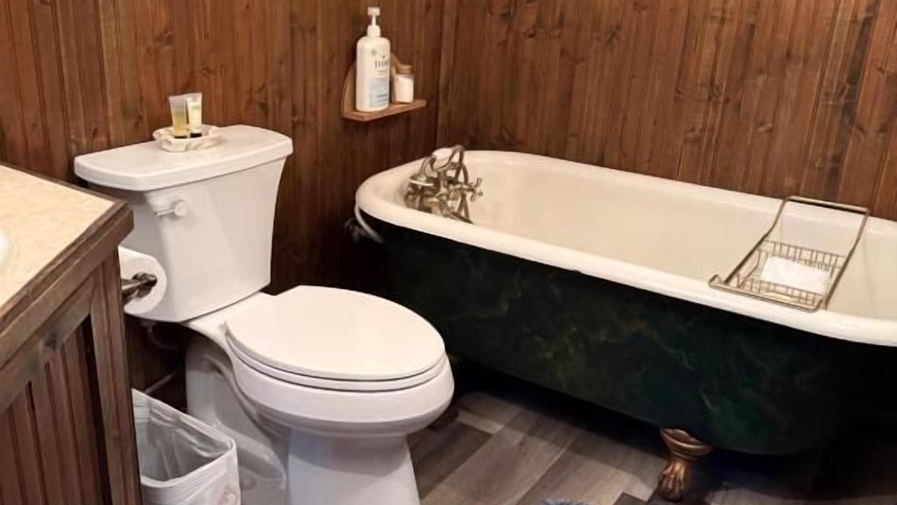 Photo of Bathroom in Glen Haven