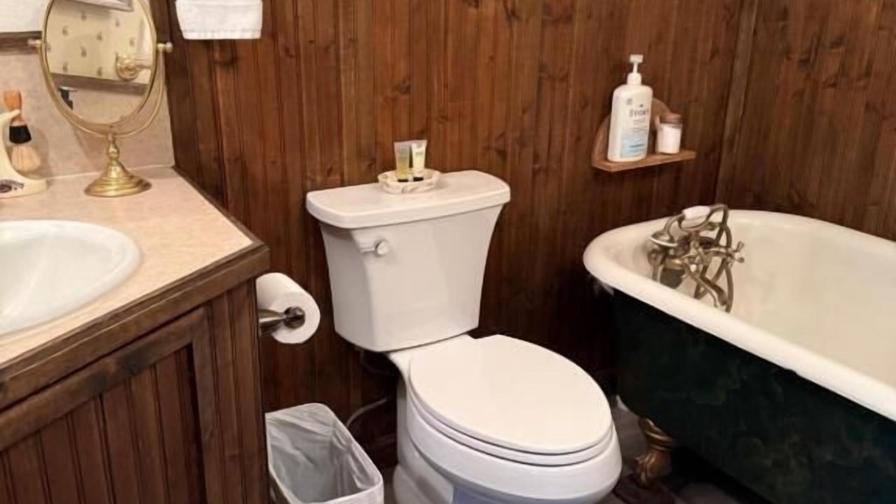 Photo of Bathroom in Glen Haven